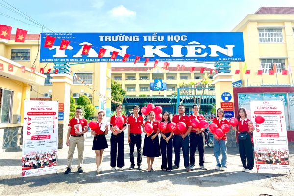 TRUNG TÂM NGOẠI NGỮ PHƯƠNG NAM TỔ CHỨC BUỔI TUYỂN SINH TẠI TRƯỜNG TIỂU HỌC TÂN KIÊN